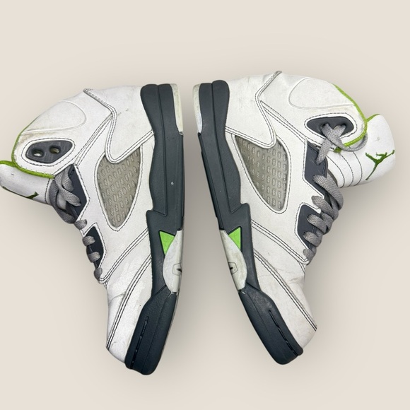 Kids Jordan 5 Retro “Green Bean” Sneakers – Size 1Y - Picture 6 of 8